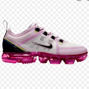 Nike vapormax sneakers in lilac